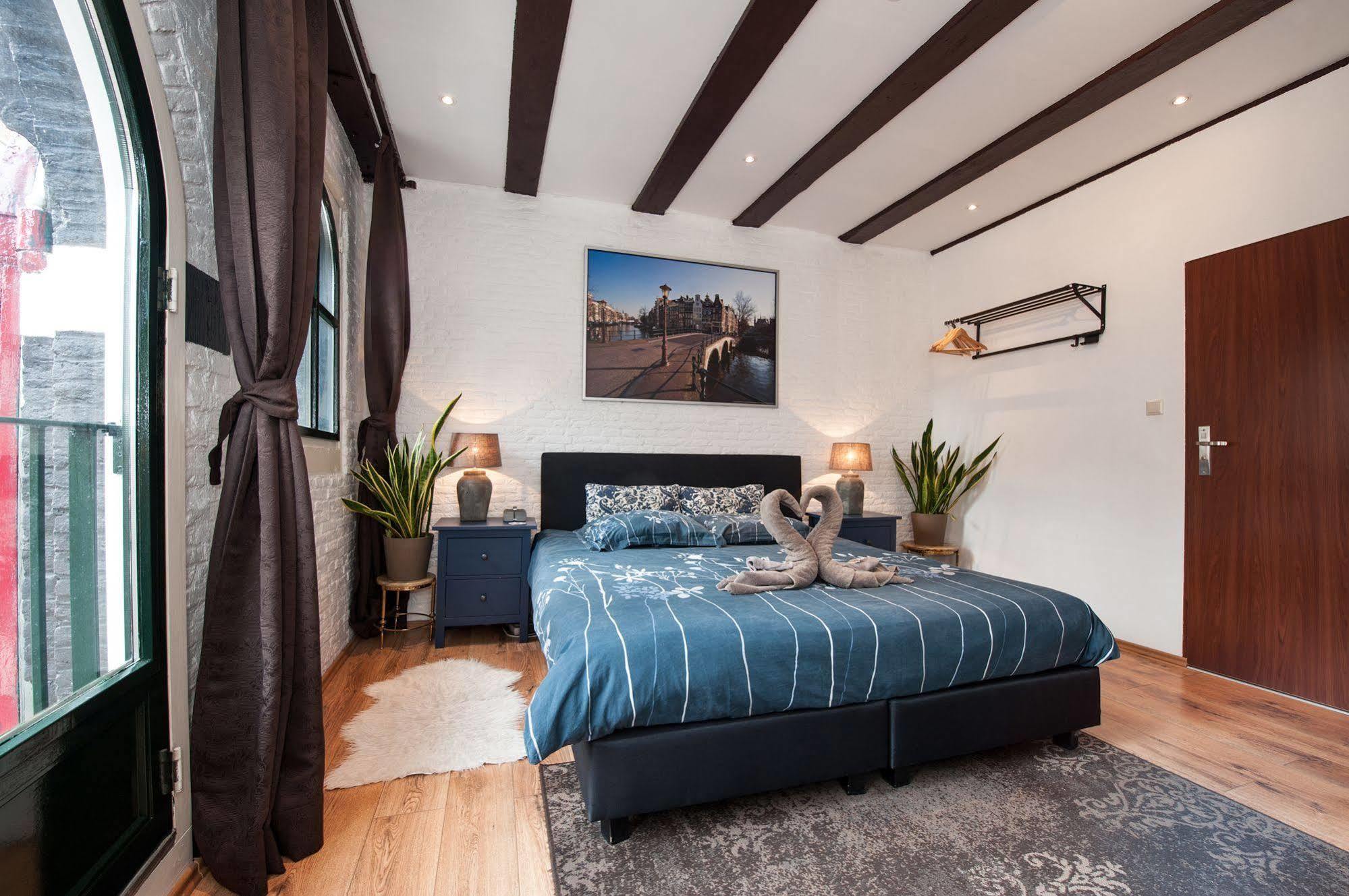 Crown Guesthouse Amsterdam Exterior photo