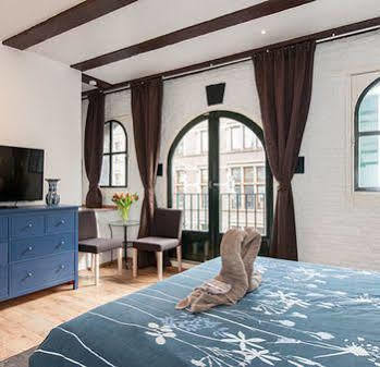 Crown Guesthouse Amsterdam Exterior photo